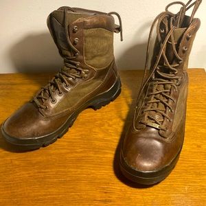 Danner Yellowstone Leather Work Hiking Boots 800 Gram Women’s Size 8.5